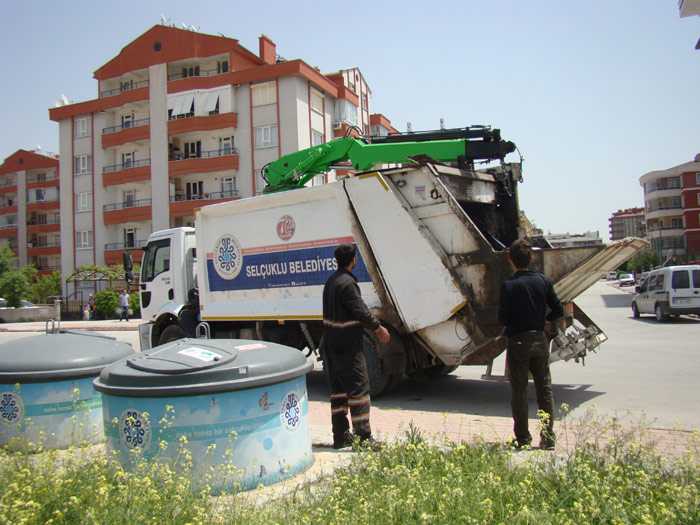 HYDROSEL belediye Yer altı çöp konteyneri vinci